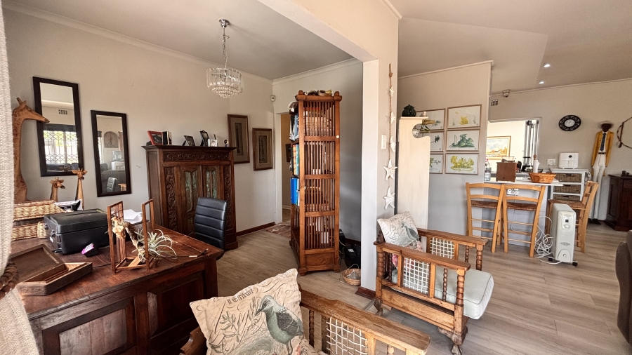 4 Bedroom Property for Sale in Kirstenhof Western Cape